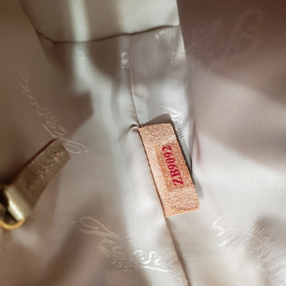 Vintage Fossil Shoulder PurseGold Genuine Leather Metallic 1954 - Picture 7 of 8